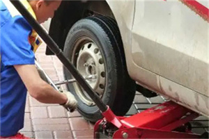 嘉荫附近拖车24小时服务热线电话